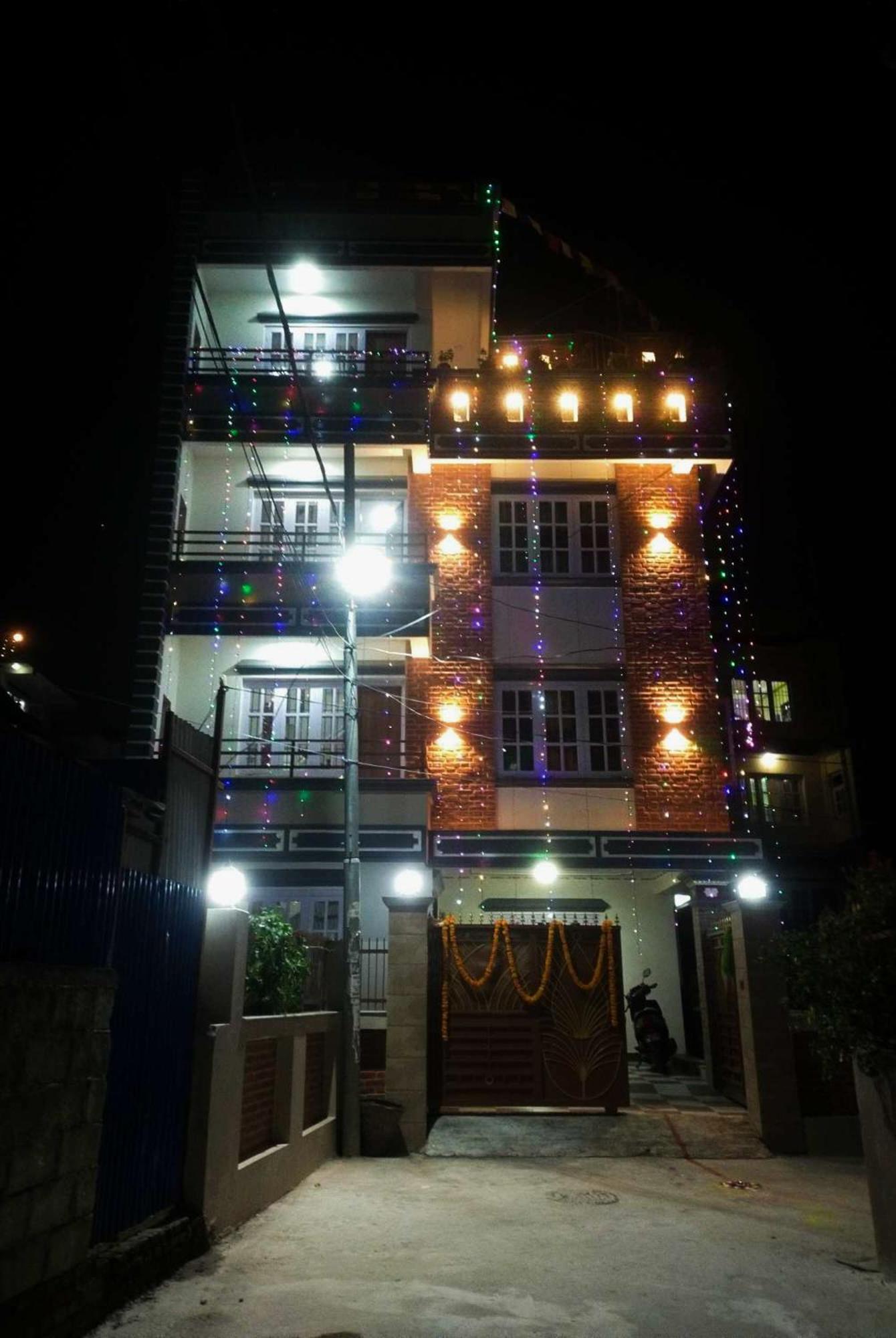 Peace Homestay Kathmandu Luaran gambar